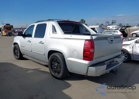 2011 Chevrolet Avalanche 1500 Ls from USA, damaged, VIN 3GNMCEE06BG396150